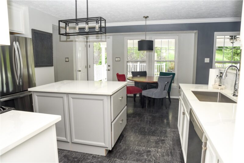175 Valley View Dr — photo 8