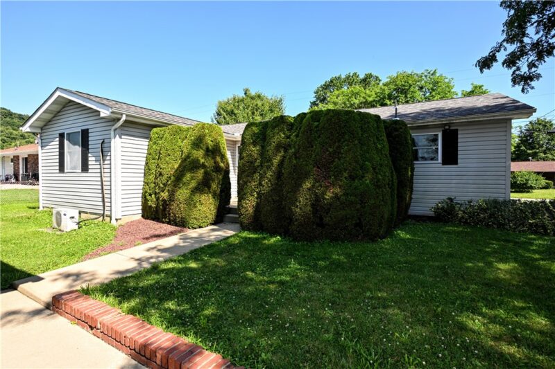 217 Vernon Ave — photo 8