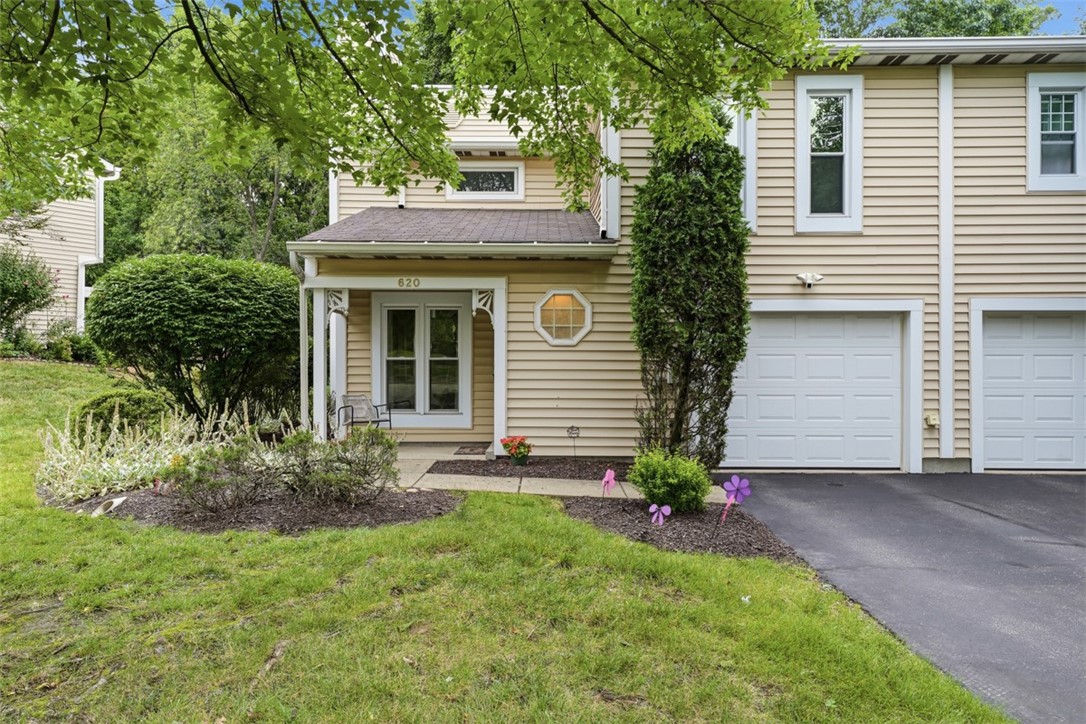 620 Brighton Woods Road — photo 1