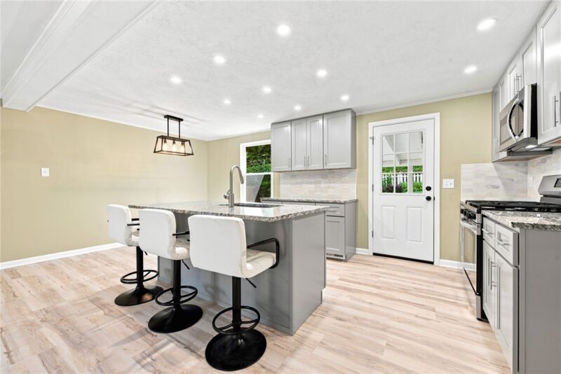 1613 Shawmut Dr — photo 8