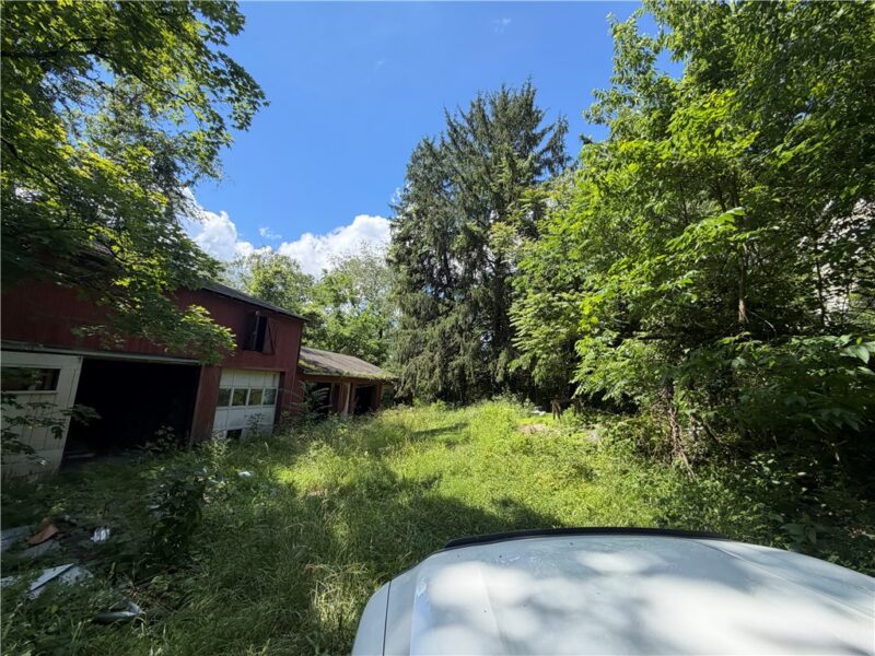 110 Sullivan Rd — photo 4