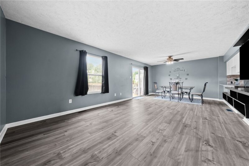 16 Cinque Terra Pl — photo 8