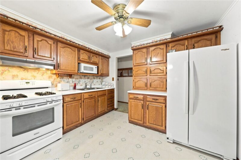 61 Maplewood Ct — photo 5