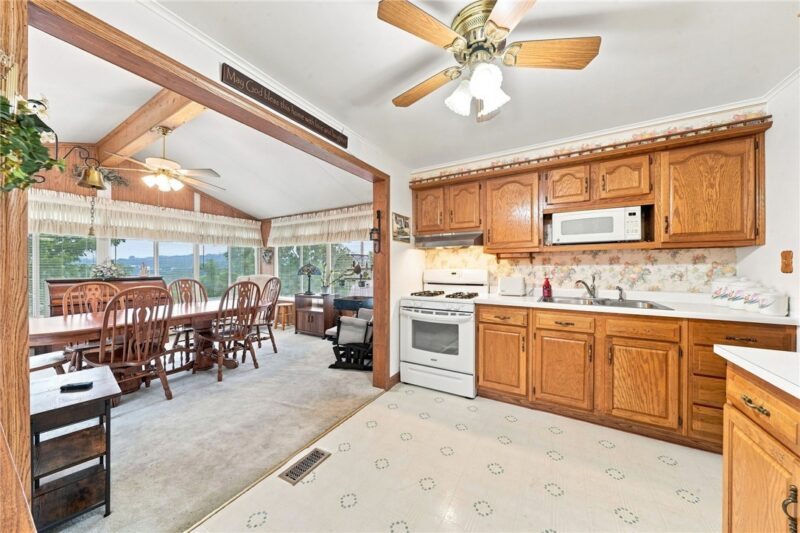 61 Maplewood Ct — photo 6