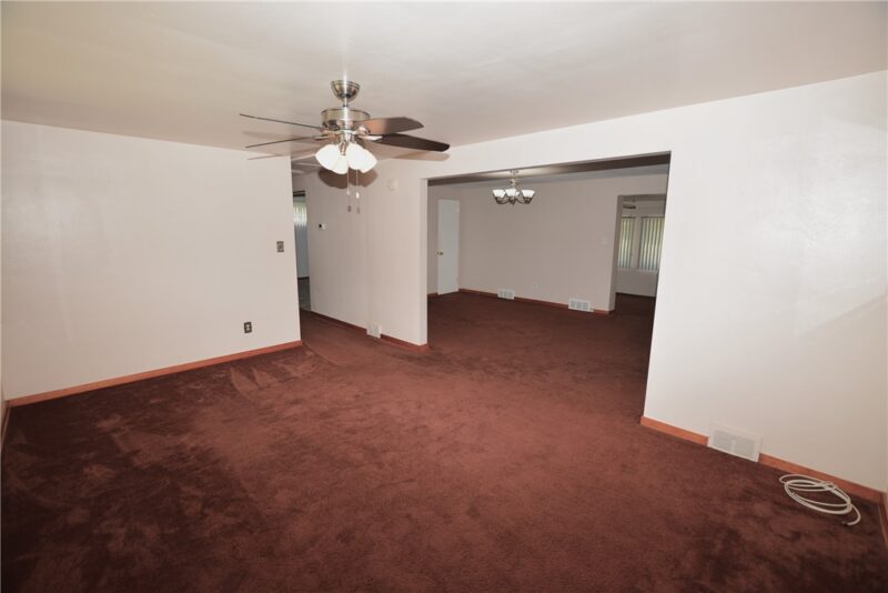 144 Elmwood Dr — photo 6