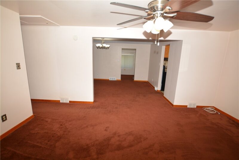 144 Elmwood Dr — photo 7