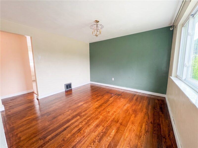 86 Glenview Ave — photo 8