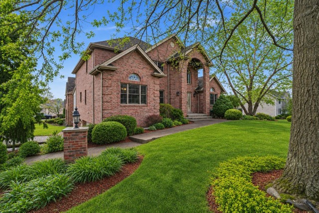 1000 Fawn Valley Dr — photo 1
