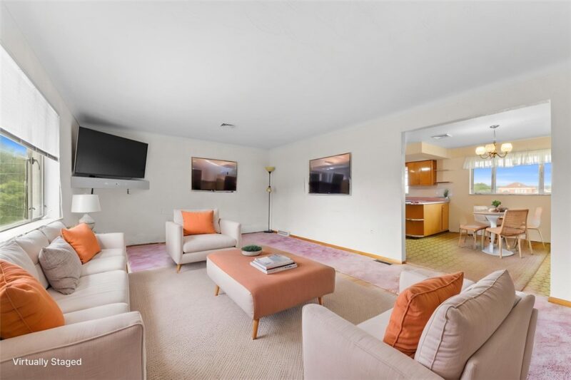 1522 Oak St — photo 4