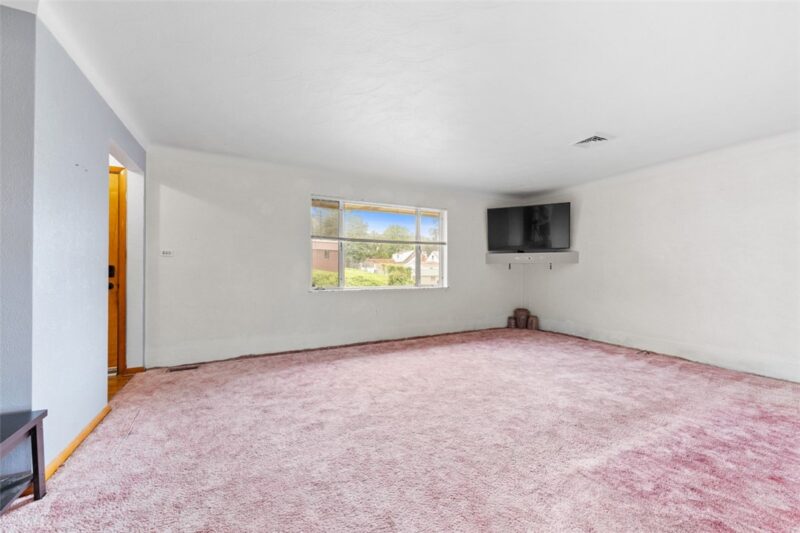 1522 Oak St — photo 8