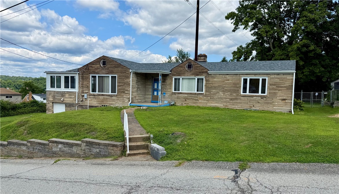 1401 Elliott St — photo 1