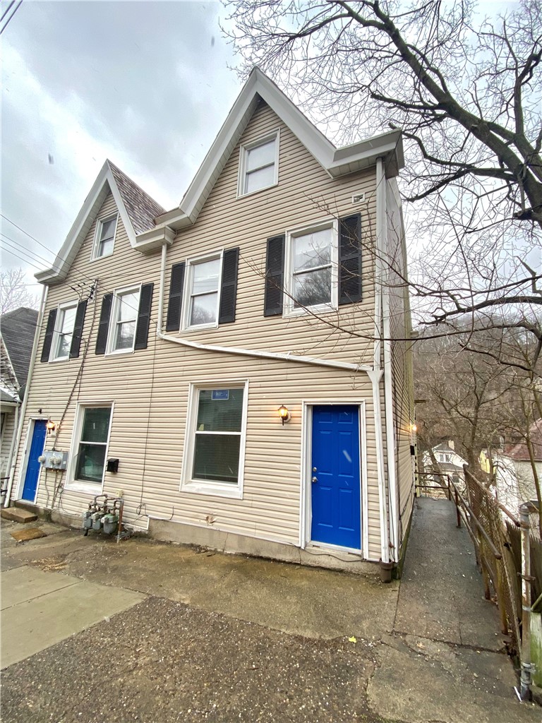 910 Smithton Ave — photo 4
