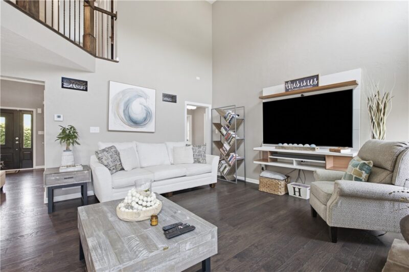 4511 Country Club Dr — photo 6