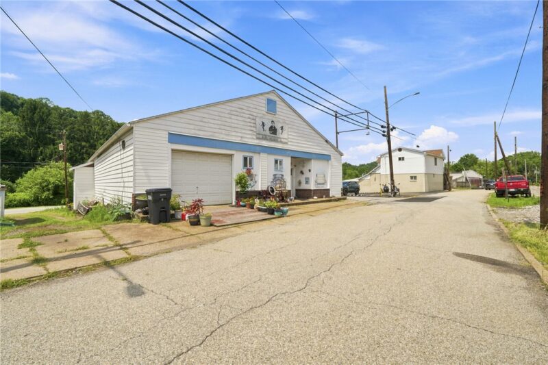 204 2nd Avenue — photo 3