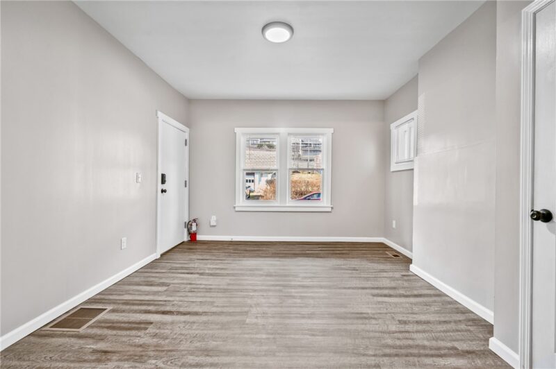 2207 Imperial St — photo 5