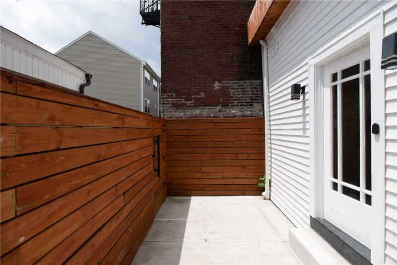 835 Concord St — photo 3