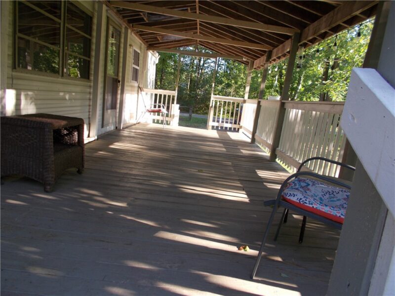 1410 Nancy Ave. — photo 3