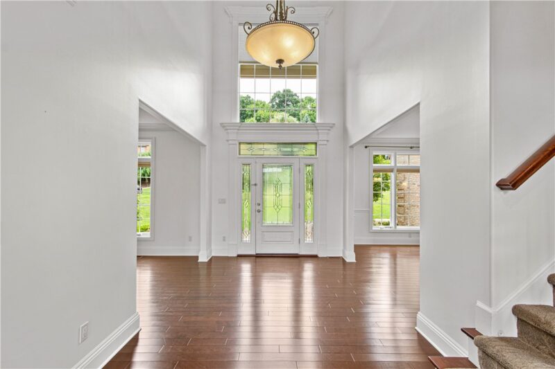 2183 Grandeur Dr. — photo 3