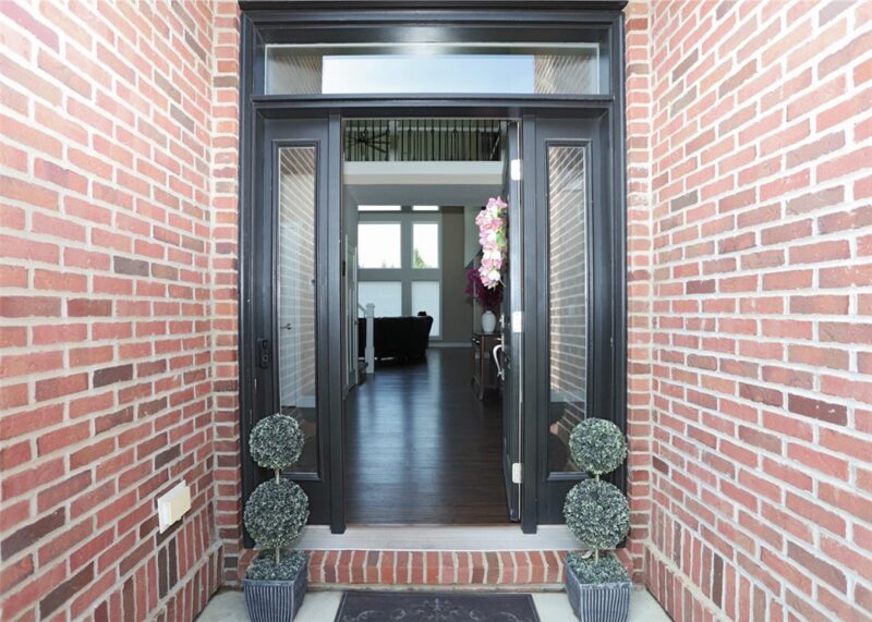 120 Trillium Way — photo 2