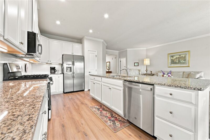 114 Greystone Drive — photo 5