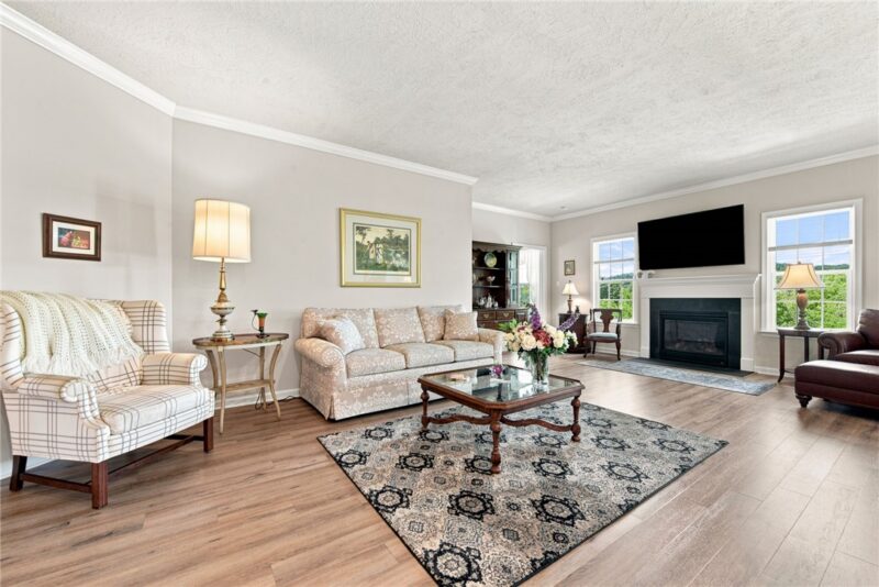 114 Greystone Drive — photo 7