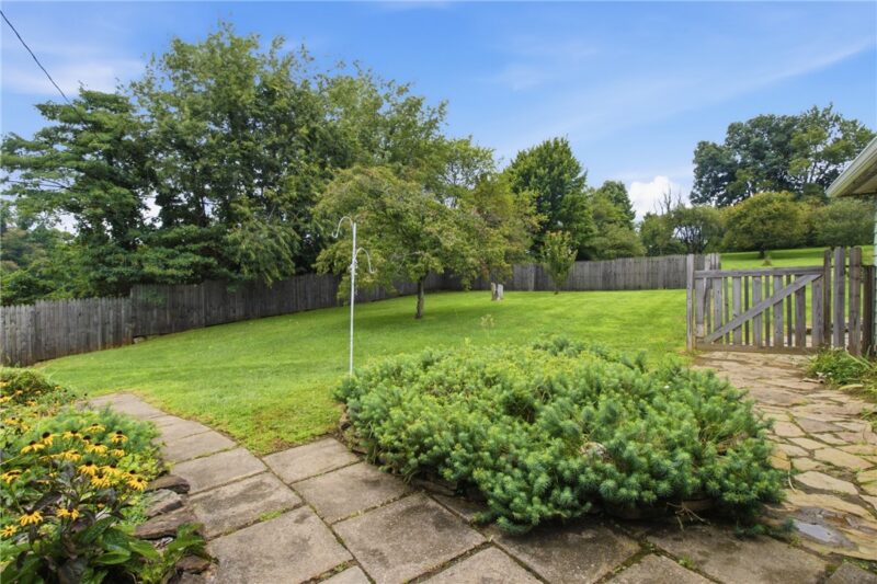 636 Brush Creek Rd — photo 4