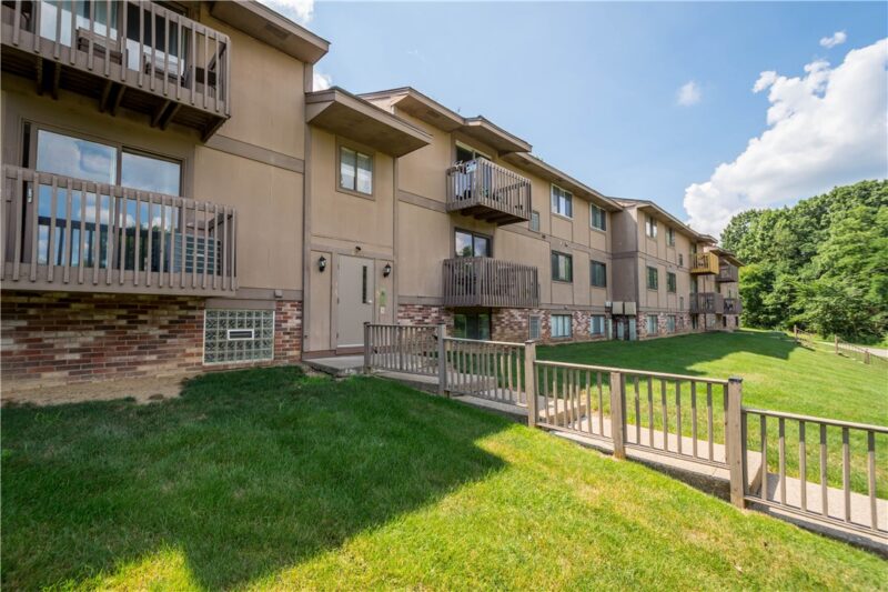 2467 Brook Ledge Road 12B — photo 3