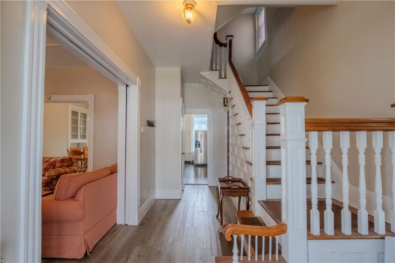 375 N Richhill Street — photo 4