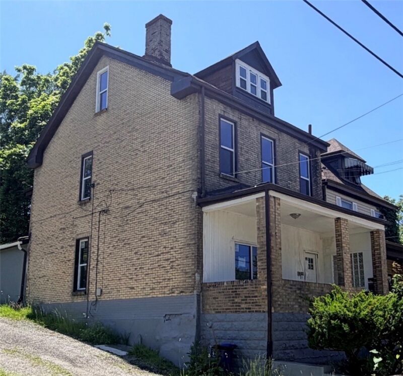 522 Freeland St — photo 2