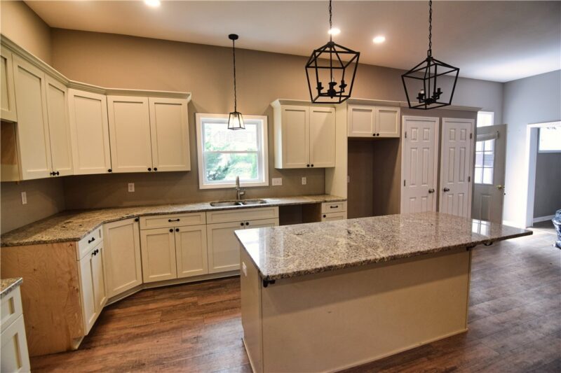 545 Elk Street — photo 7
