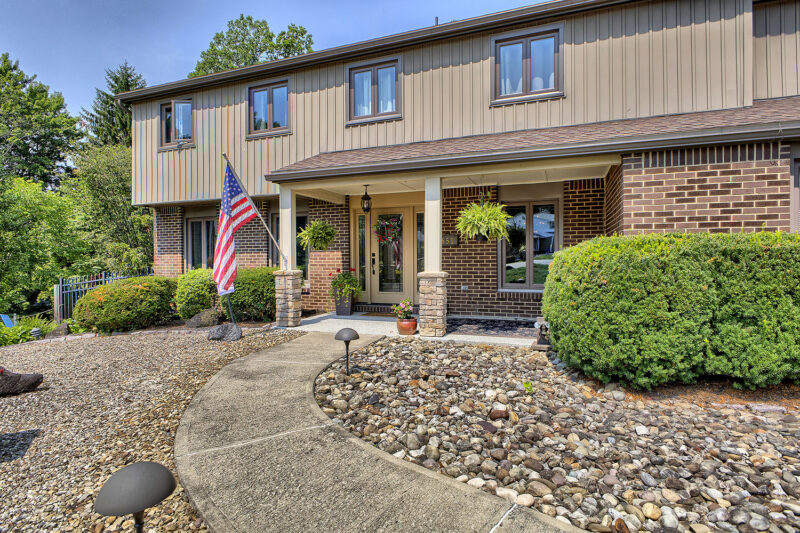 651 Buckingham DRIVE — photo 3