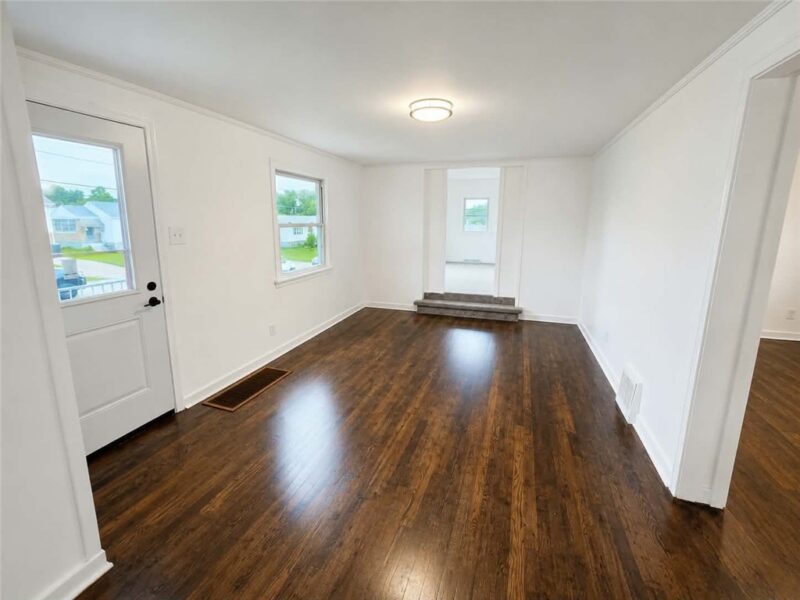 11384 James Street — photo 2