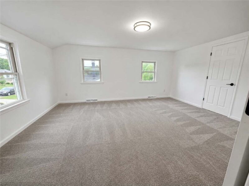 11384 James Street — photo 6
