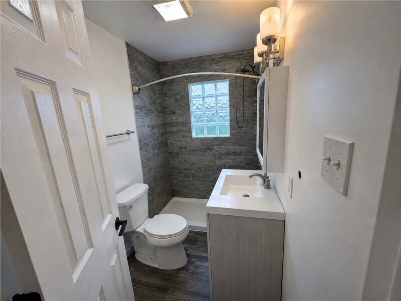 11384 James Street — photo 7