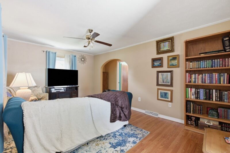 283 Center Grange ROAD — photo 7