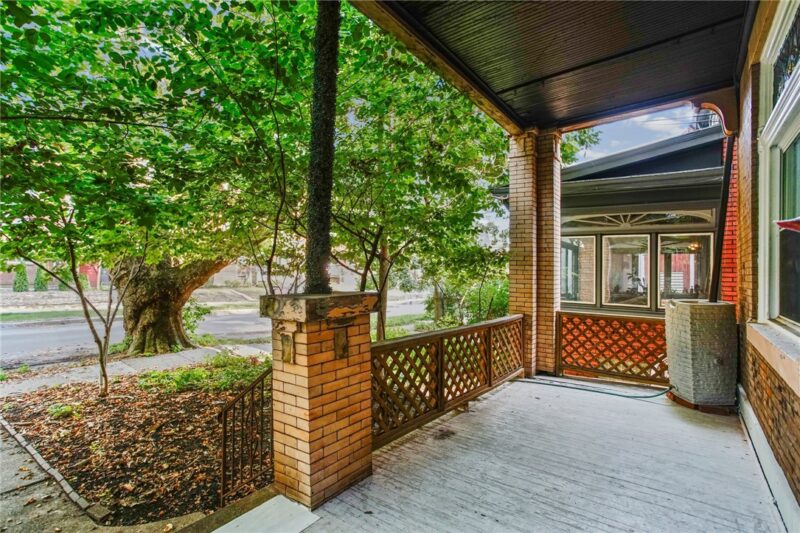 220 S Millvale Ave — photo 4
