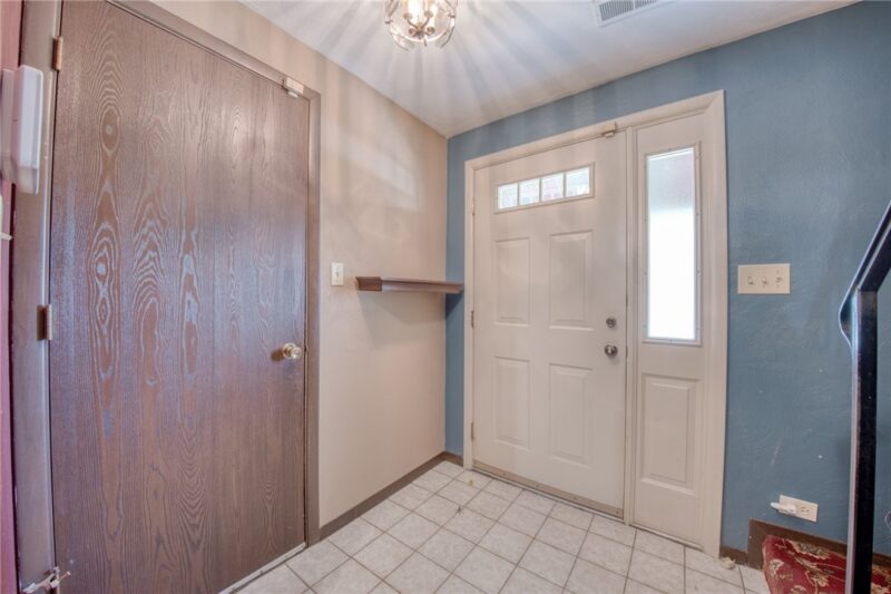 246 Timber Dr — photo 4