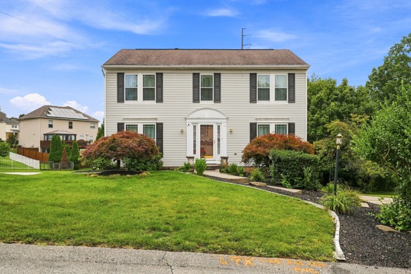 4004 Orchard Circle — photo 1