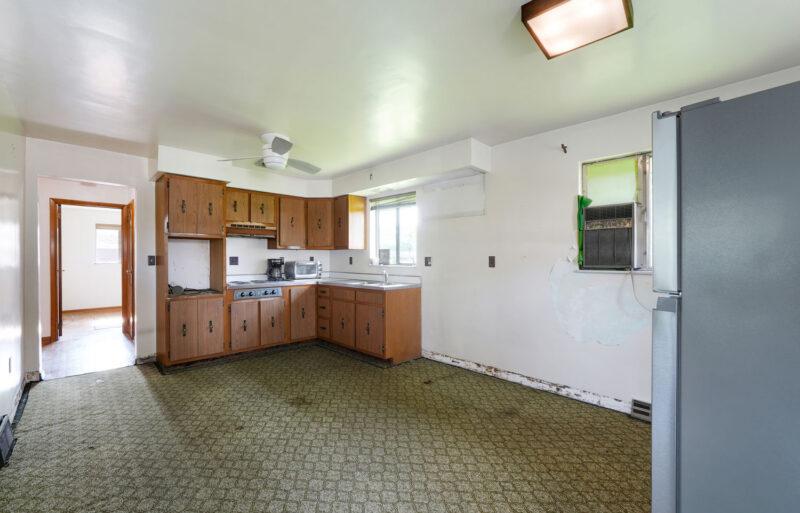 19 Armstrong STREET — photo 8