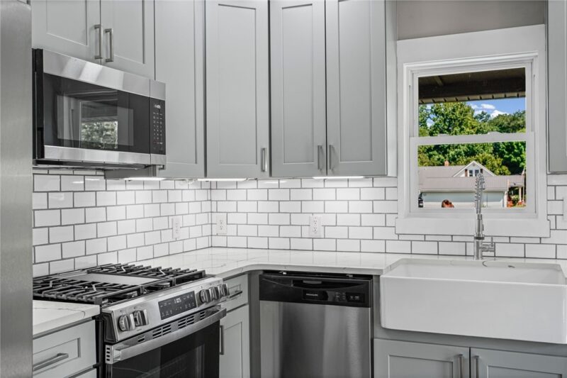 1405 Francis St — photo 4