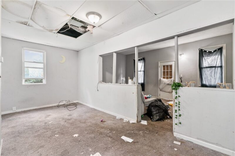 132 Fairview Ave — photo 7