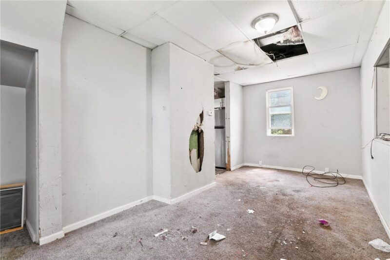 132 Fairview Ave — photo 8