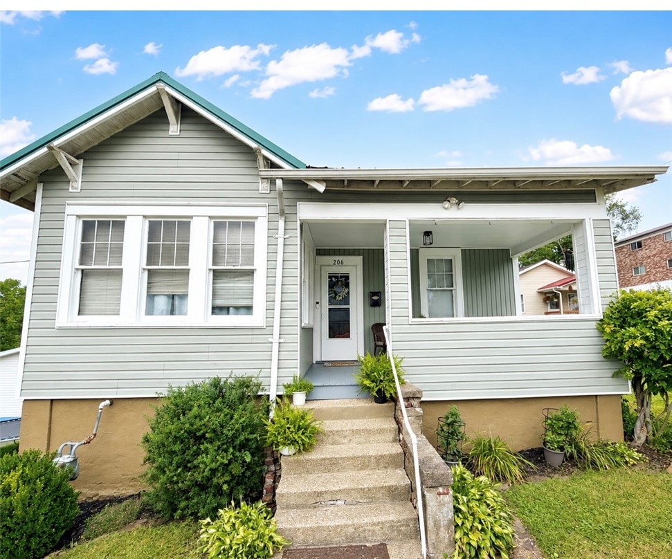 206 S Jefferson St — photo 1