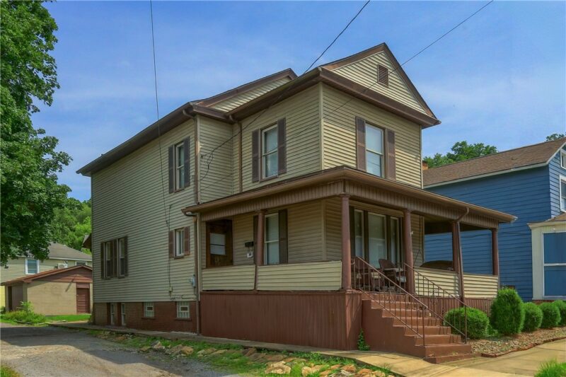 409 E Reynolds St — photo 2