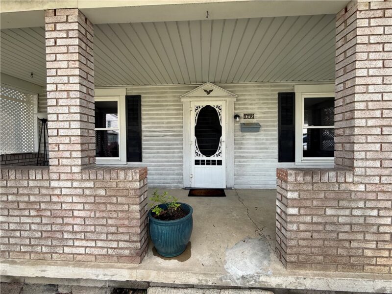 1612 Broad St — photo 2
