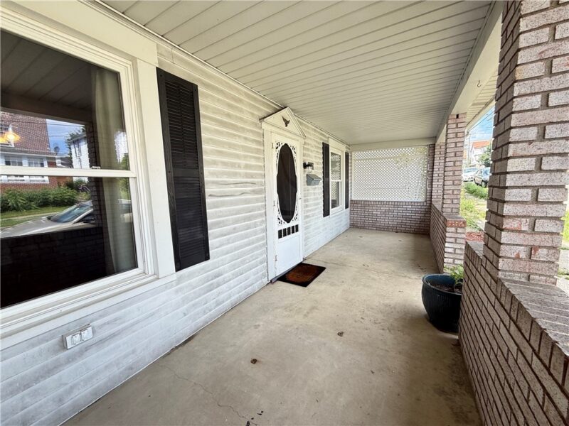 1612 Broad St — photo 3