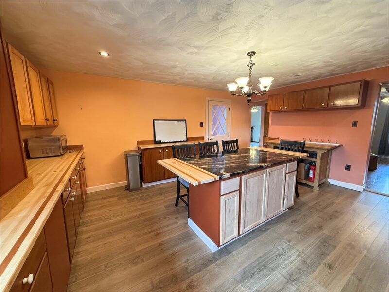 1612 Broad St — photo 5