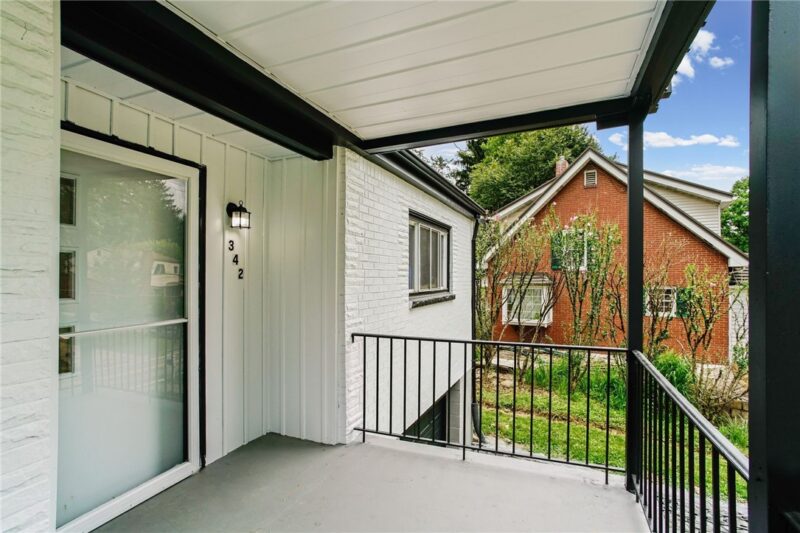 342 Homer Dr — photo 2