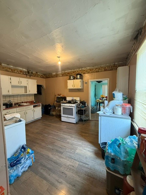 1102 Oakland Ave — photo 6