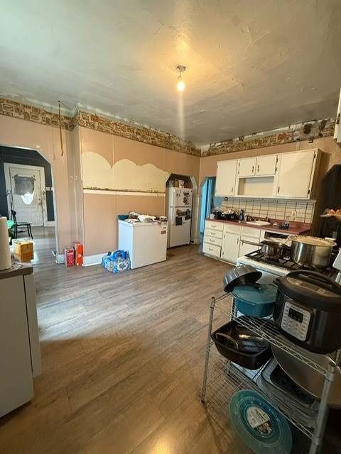 1102 Oakland Ave — photo 7
